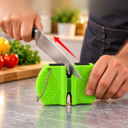Aiguiseur couteau vert chaînette intégrée surfaces antidérapantes