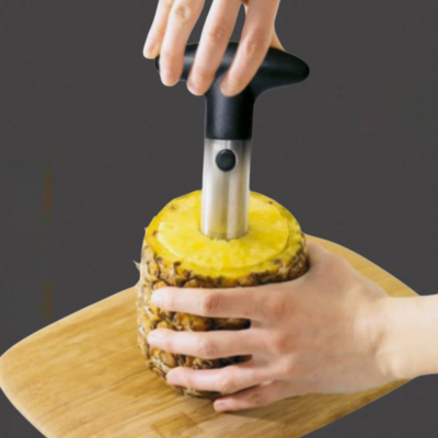 Coupe-ananas-dessert-savoureux-varié-sans-risque-de-coupure