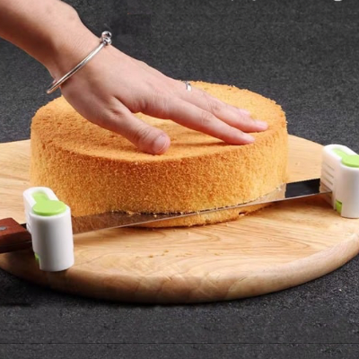 Coupe-gateau-cinq-fentes