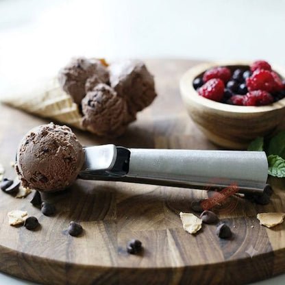 Cuillère à glace compatible lave-vaisselle
résistante à la corrosion