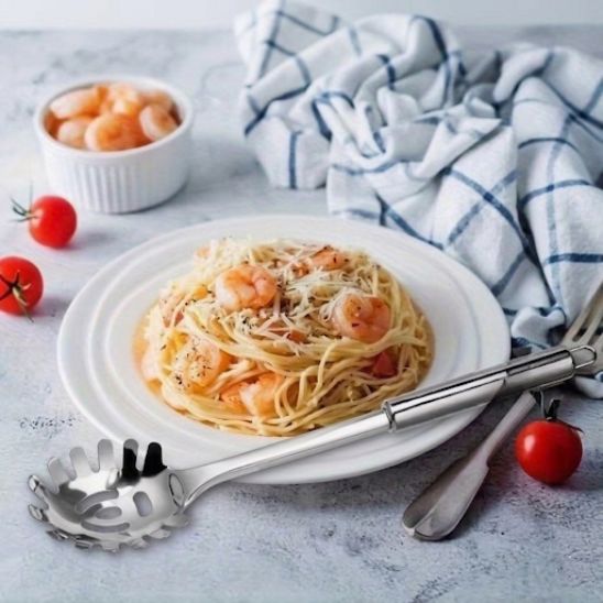 Cuillère à spaghetti finition soignée  conserve éclat performances 