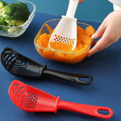 Cuillère-passoire-noire