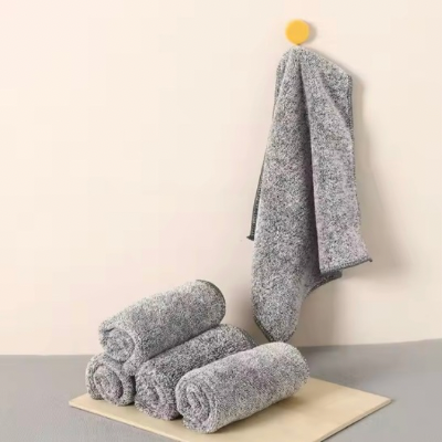 Essuie-main-design-pratique-vaisselle-verre-sans-traces-face-texturée-lisse