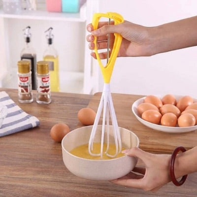 Fouet jaune mélange efficacement œufs sauces pâtes légères