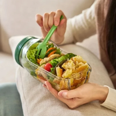 Lunch-box-coloris-transparent-matériau-plastique-PP