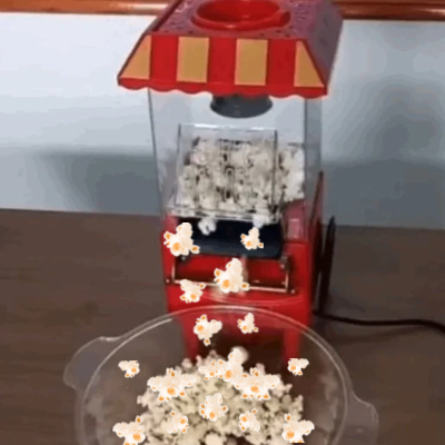 machine-a-pop-corn-popcorns-savoureux-croustillants