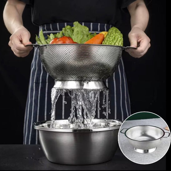 Passoire inox perforations fines pour un égouttage efficace
