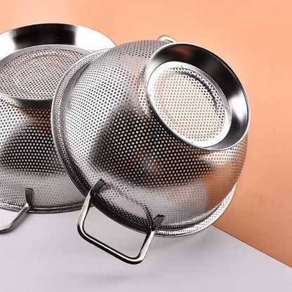 Passoire inox indispensable pour sauces, bouillons préparations maison pâtes riz