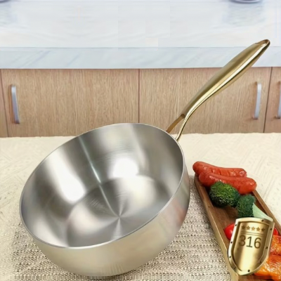 Poele-inox-alimentaire-haute-qualité-durabilité-élégance