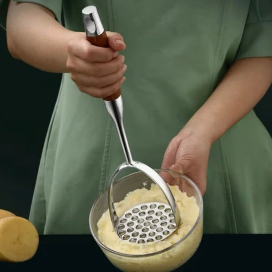 Presse purée Polyvalent pour écraser légumes fruits cuits