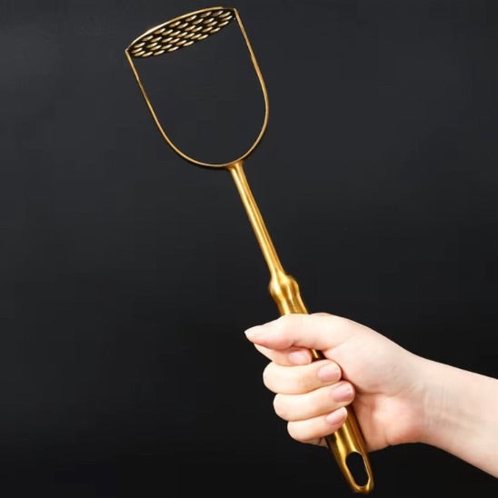 Presse purée grande taille bons ustensiles fiables qui vous accompagnent au quotidien