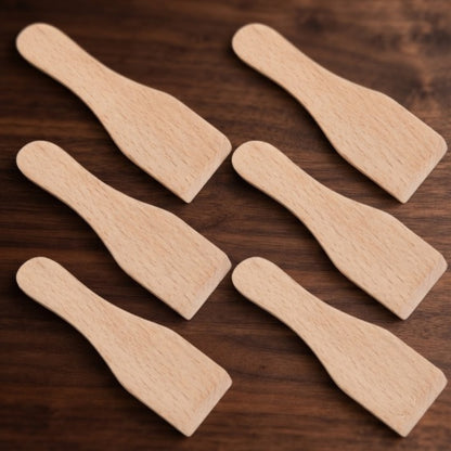 Spatule à raclette en bois naturel 