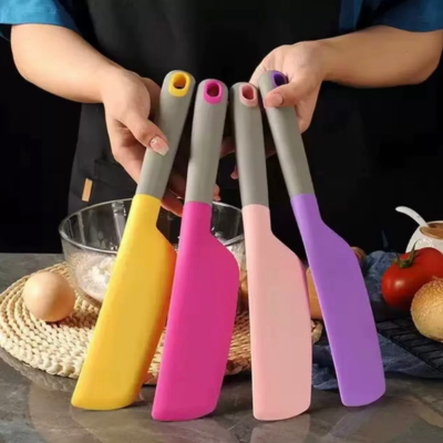 Spatule-longue-lame-flexible