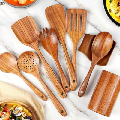 Ustensiles-de-cuisine-plats-savoureux-spatules 