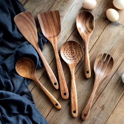 Ustensiles-de-cuisine-pièces-essentielle