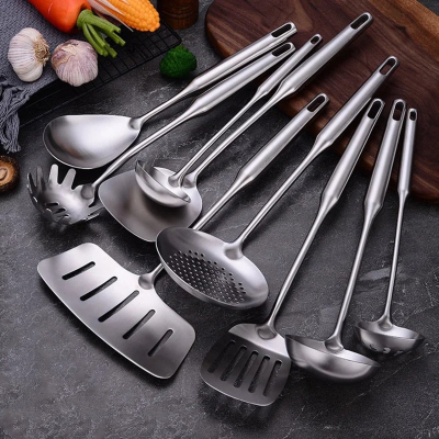 Ustensiles-de-cuisine-ensemble-ergonomique-antidérapant-spatule-passoire-cuillère-à-poisson-louche