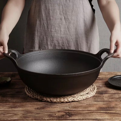 wok-matériau-fonte-naturelle