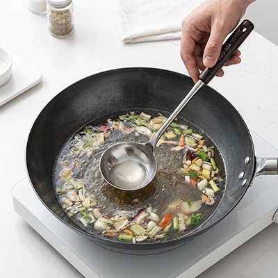 Louche de cuisine pratique sobre et intemporelle